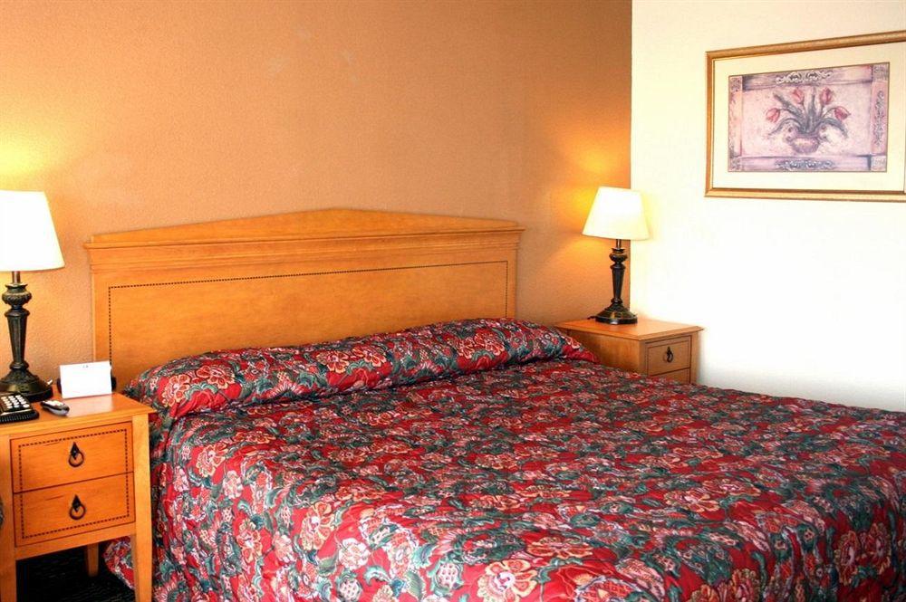 Americas Best Value Inn - Goodlettsville Kültér fotó