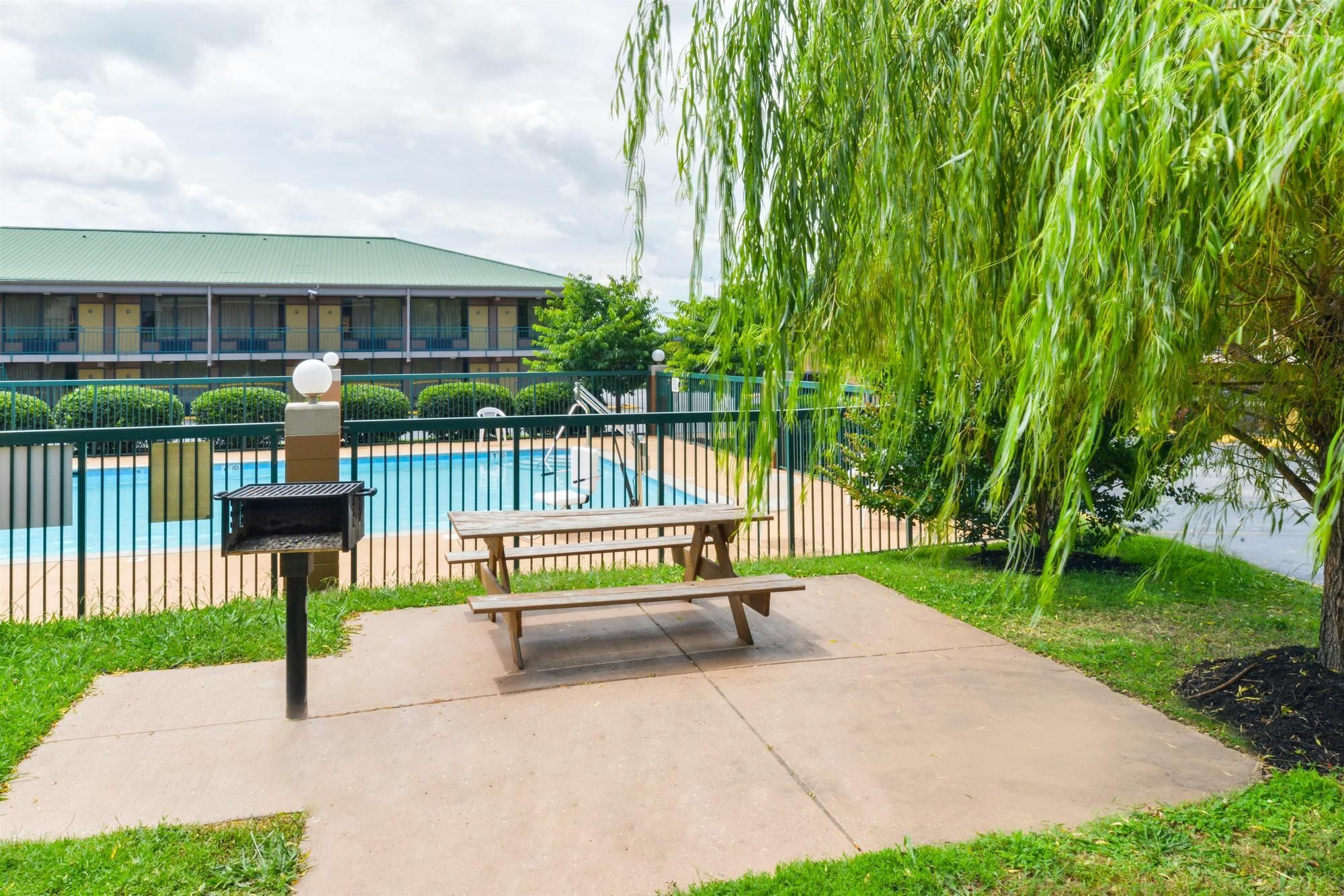 Americas Best Value Inn - Goodlettsville Kültér fotó