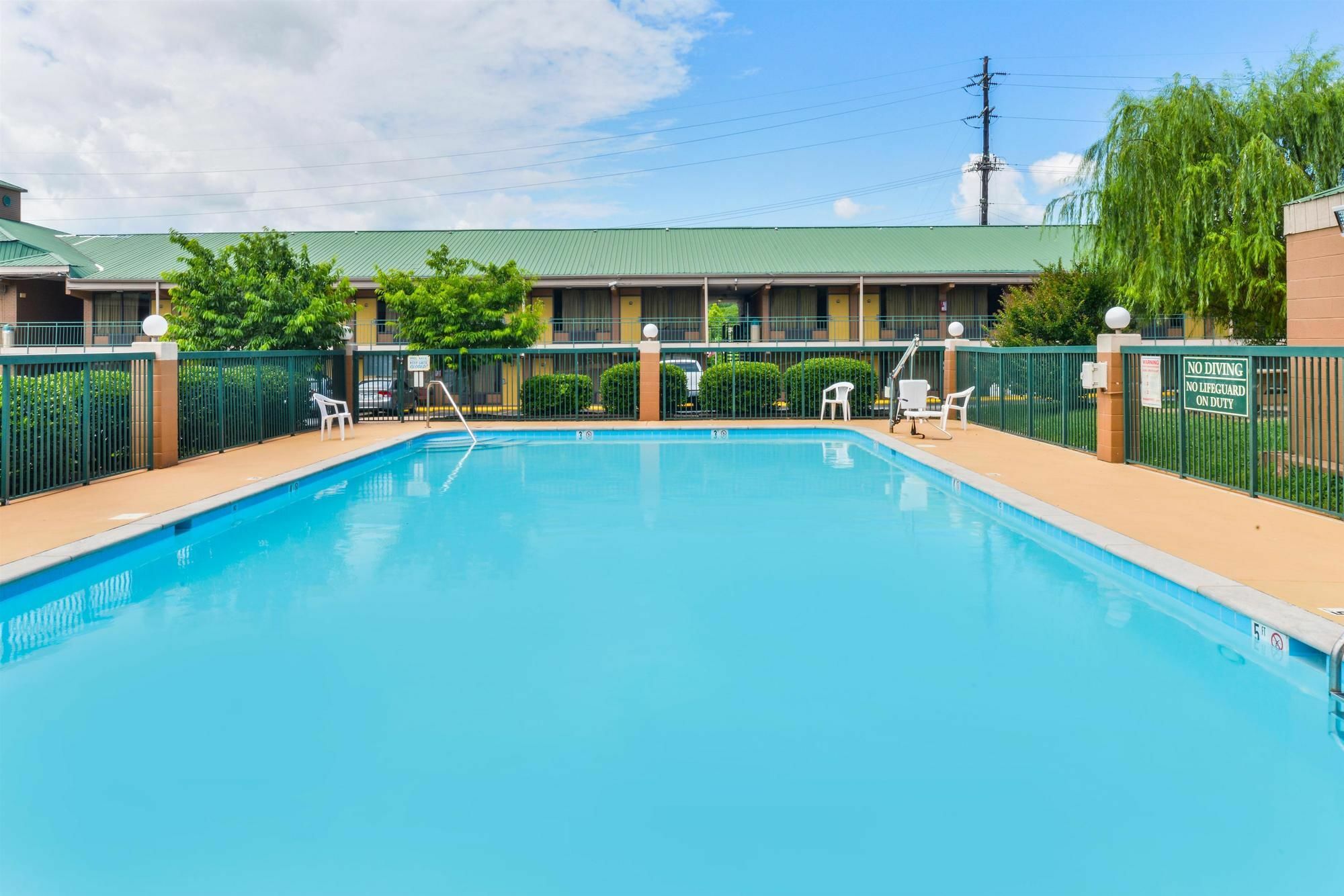 Americas Best Value Inn - Goodlettsville Kültér fotó